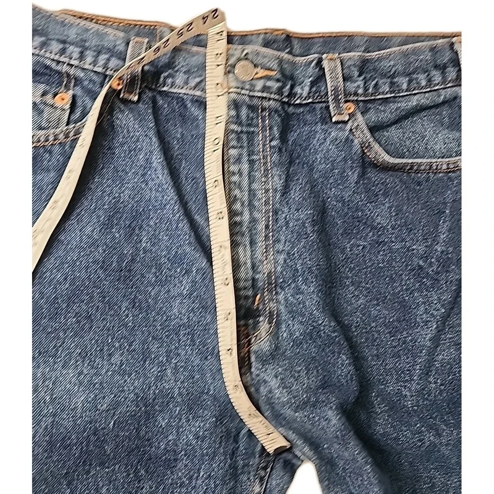 Levi's 505 Men's 38x32 Blue Jeans Regular Fit Straight Leg Classic Timeless EUC